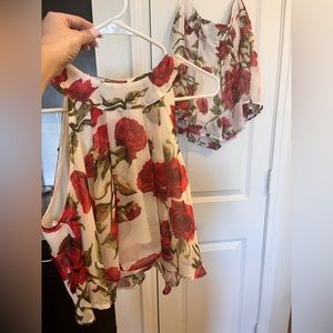 SOLD elsewhere: Roses 2-piece shorts set!